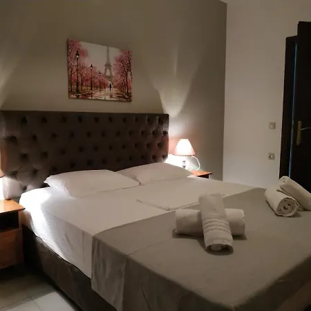 Appartement Ionion & *