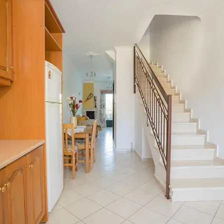 Ionion & Apartamento