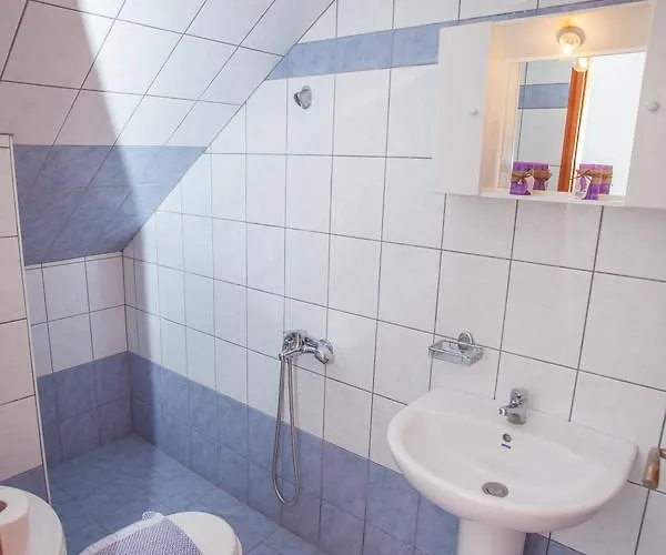 Ionion & Apartment Nydri (Lefkada)